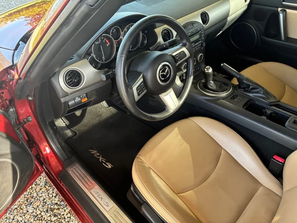 2011 Mazda NC MX-5 Miata - Image 11 of 13