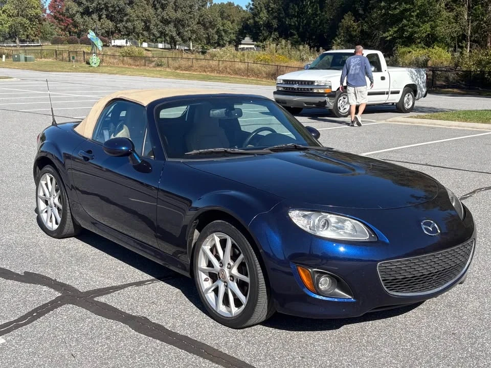 2011 Mazda NC MX-5 Miata - Image 6 of 16