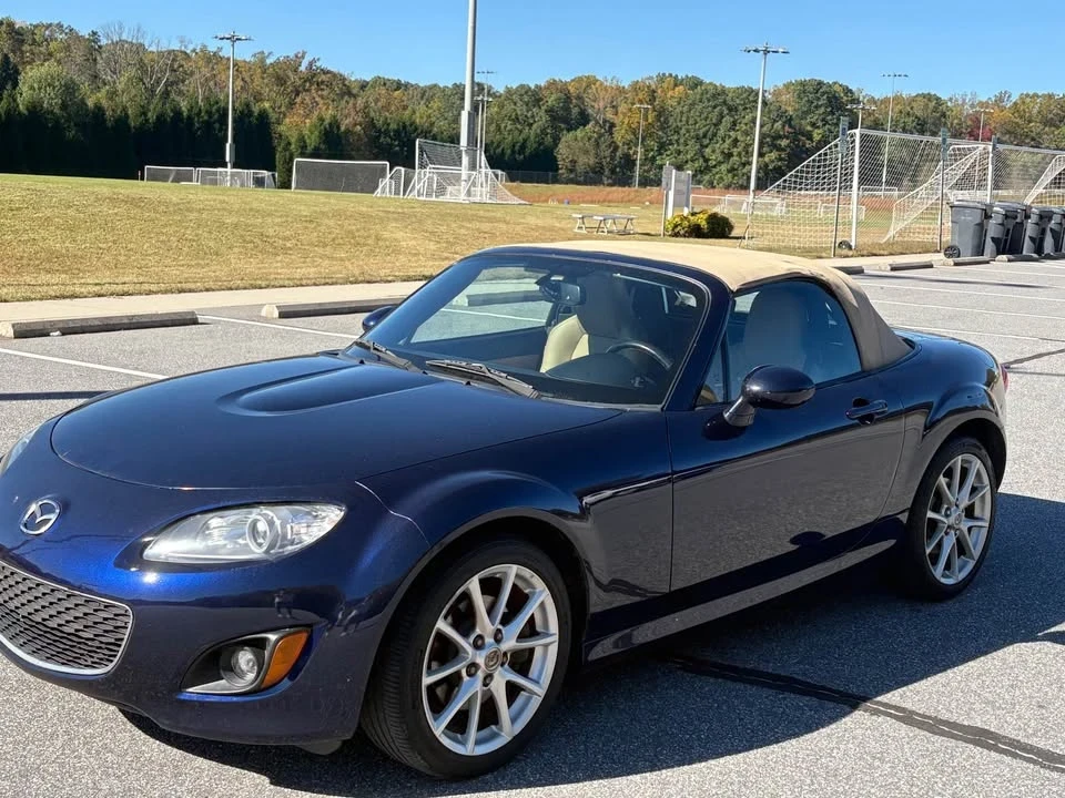 2011 Mazda NC MX-5 Miata - Image 8 of 16
