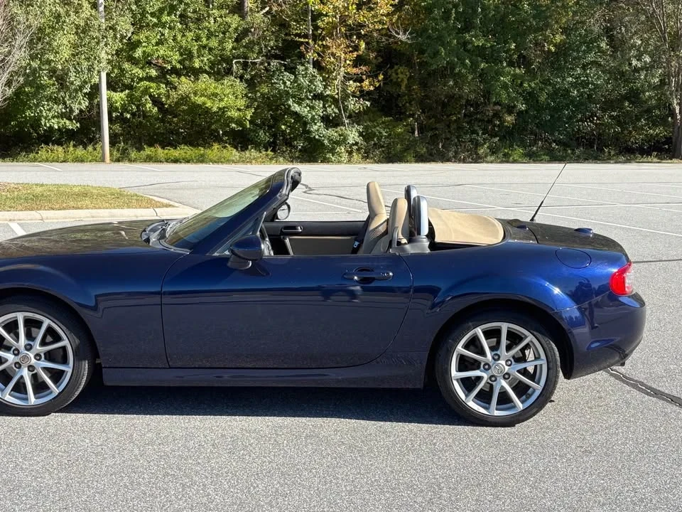 2011 Mazda NC MX-5 Miata - Image 2 of 16