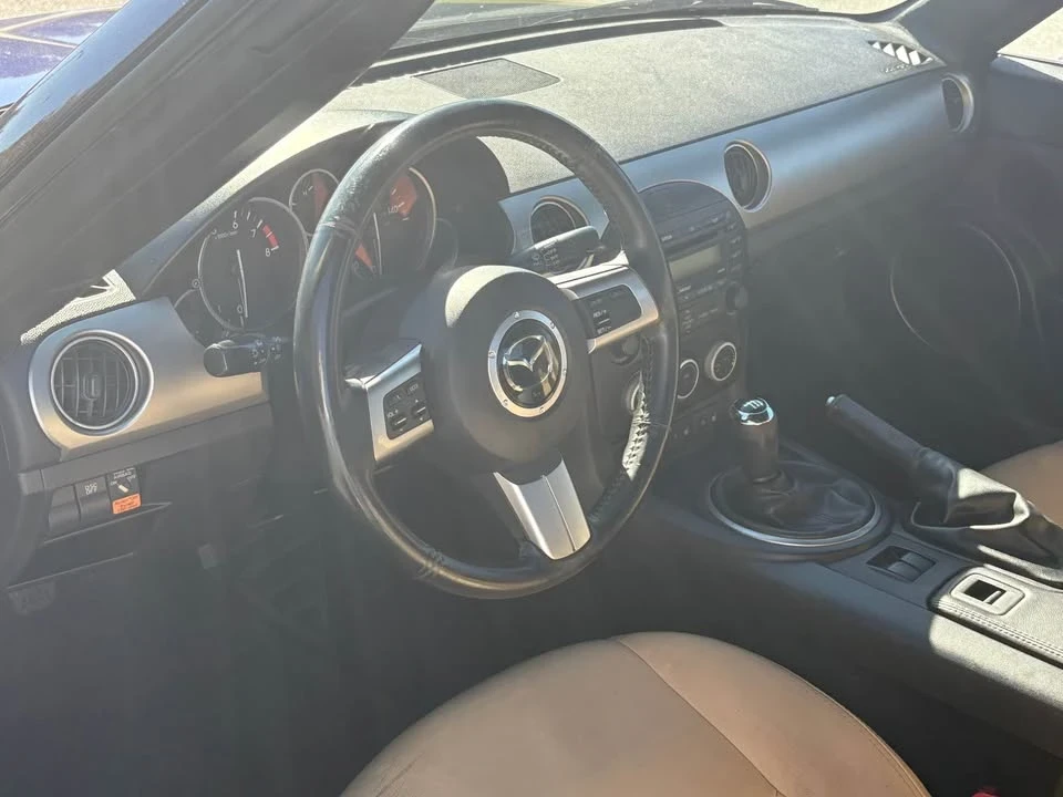 2011 Mazda NC MX-5 Miata - Image 15 of 16