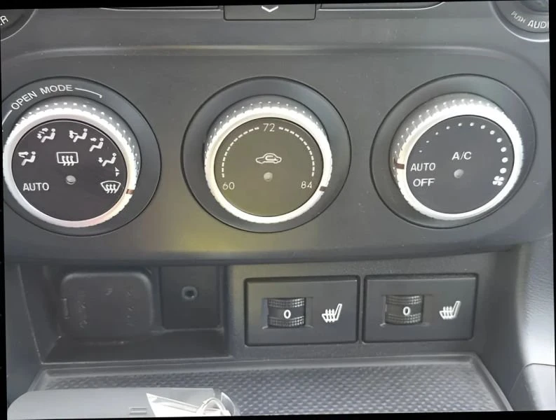 2011 Mazda NC MX-5 Miata - Image 15 of 17