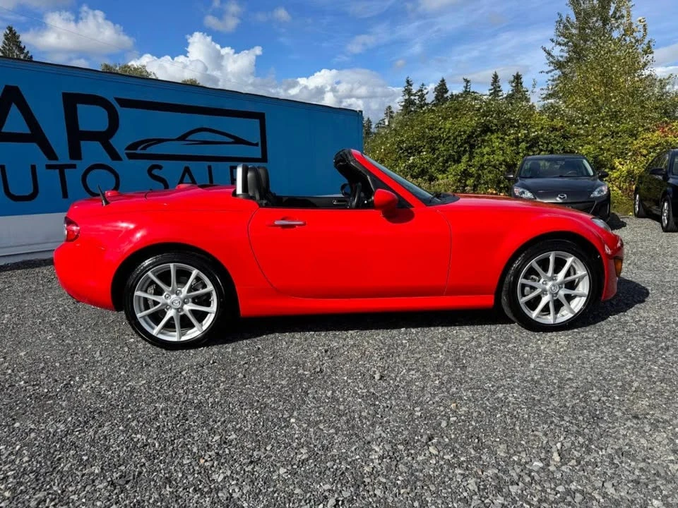 2011 Mazda NC MX-5 Miata - Image 3 of 20