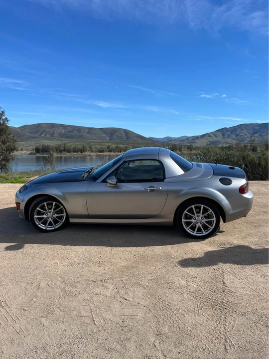 2011 Mazda NC MX-5 Miata - Image 4 of 5