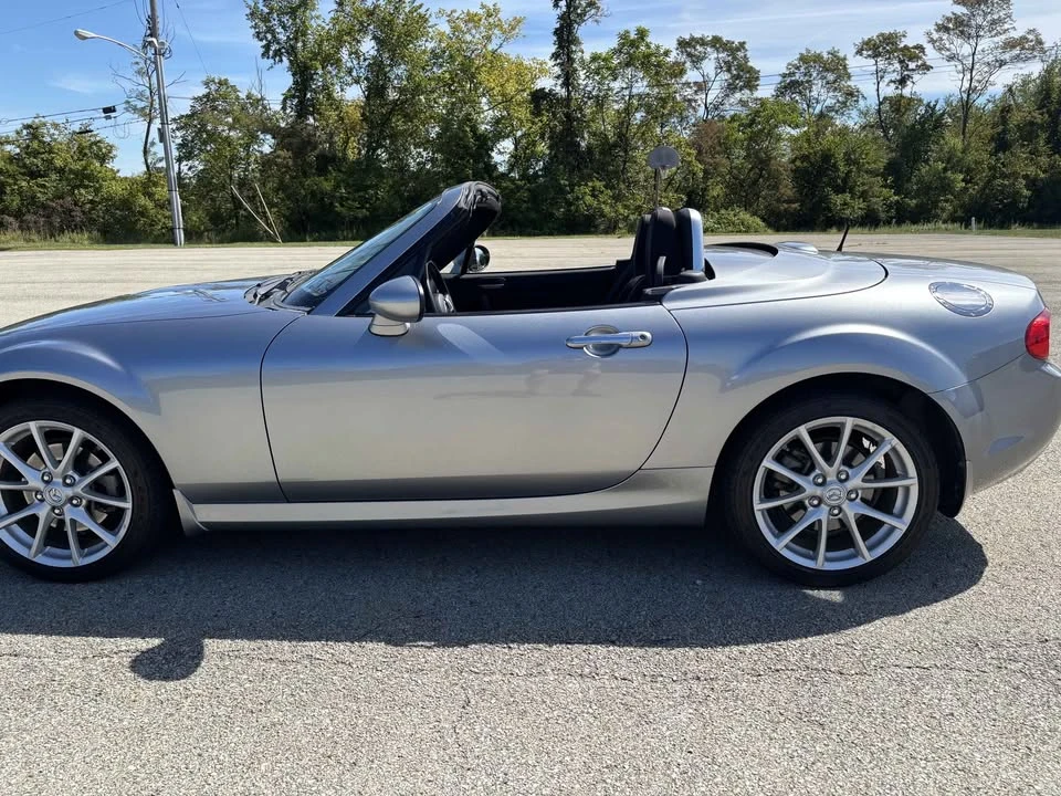 2011 Mazda NC MX-5 Miata - Image 5 of 10