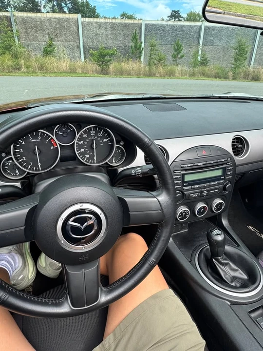 2011 Mazda NC MX-5 Miata - Image 13 of 17