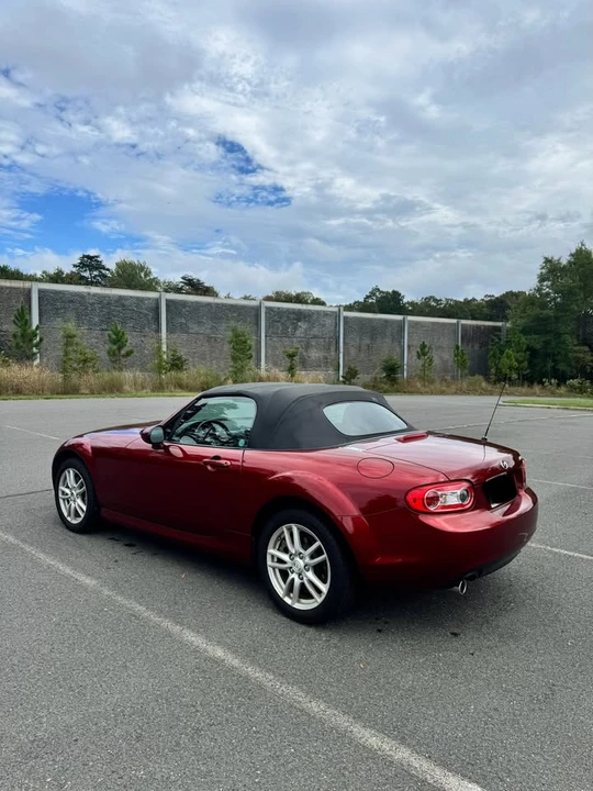 2011 Mazda NC MX-5 Miata - Image 6 of 17