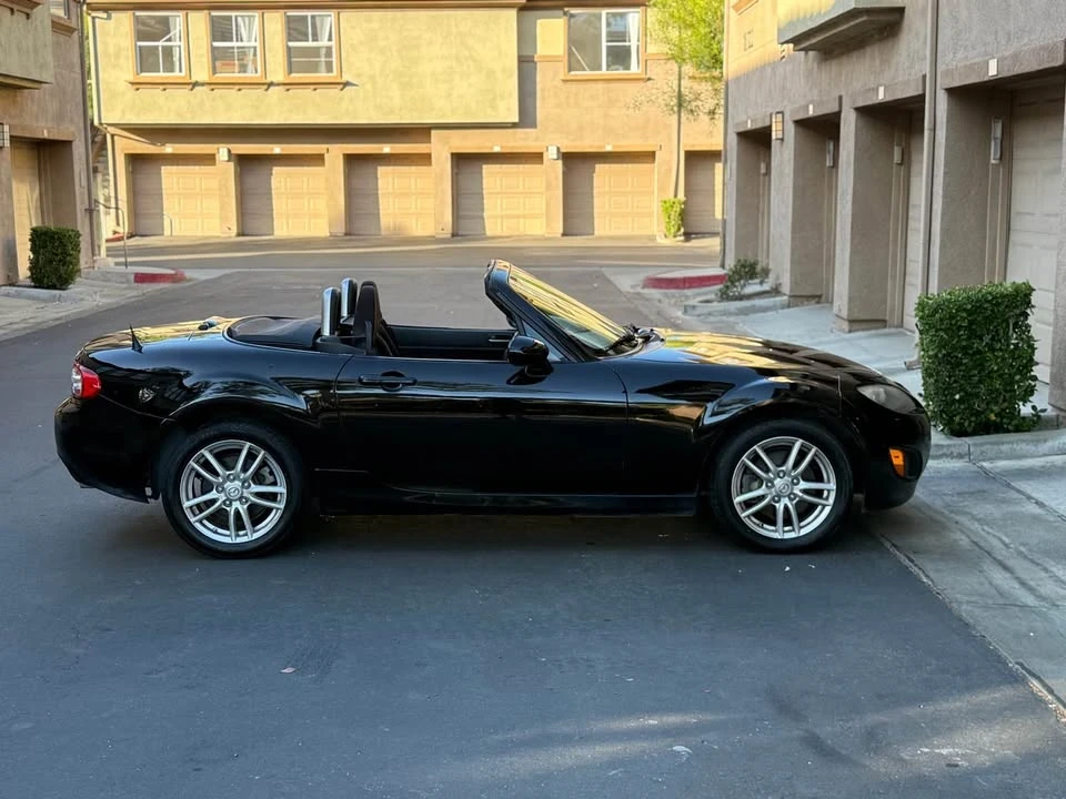 2011 Mazda NC MX-5 Miata - Image 3 of 11