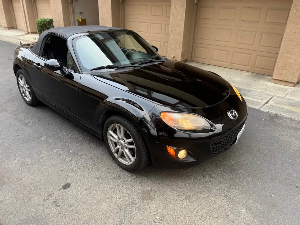 2011 Mazda NC MX-5 Miata - Image 4 of 6
