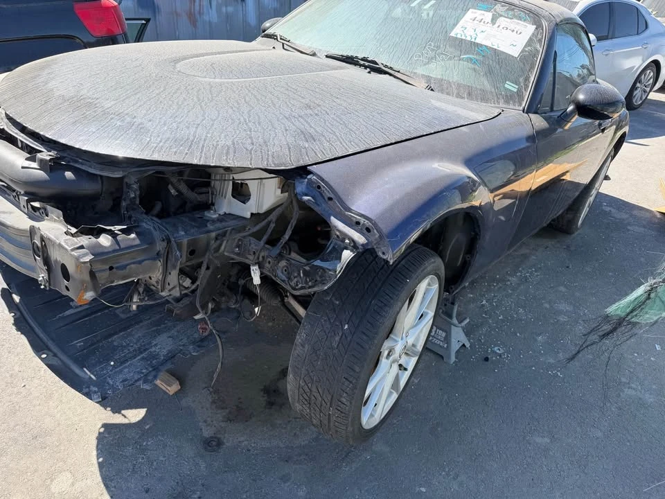 2011 Mazda NC MX-5 Miata - Image 3 of 4