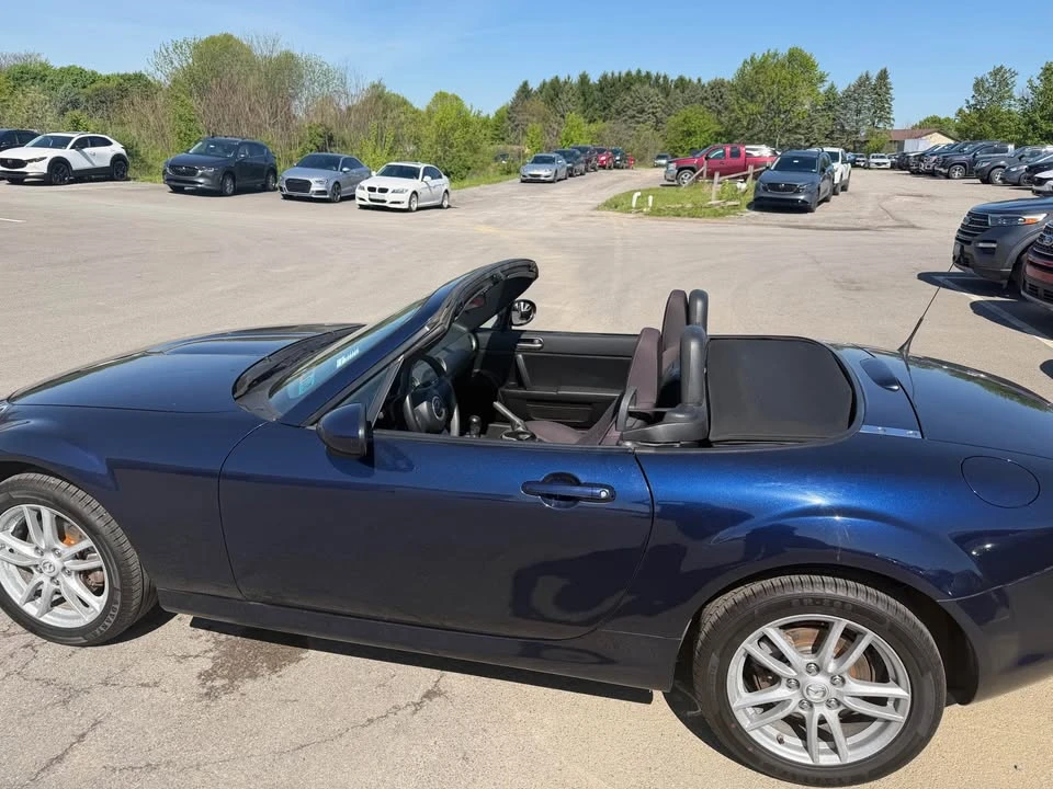 2011 Mazda NC MX-5 Miata - Image 4 of 7