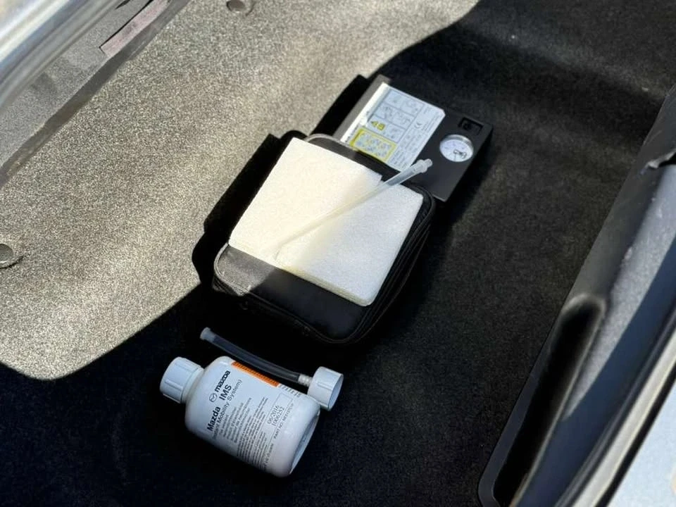 2011 Mazda NC MX-5 Miata - Image 7 of 10