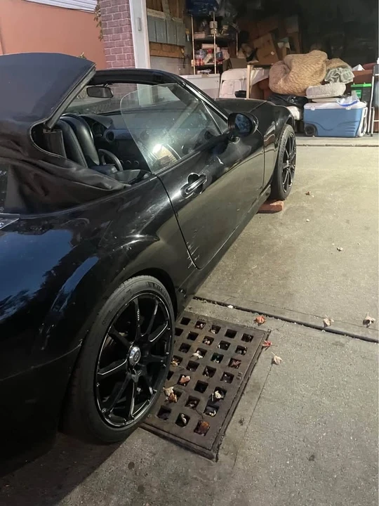 2011 Mazda NC MX-5 Miata - Image 9 of 16