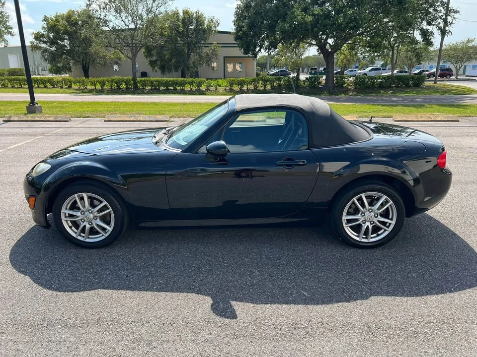 2011 Mazda NC MX-5 Miata - Image 9 of 12