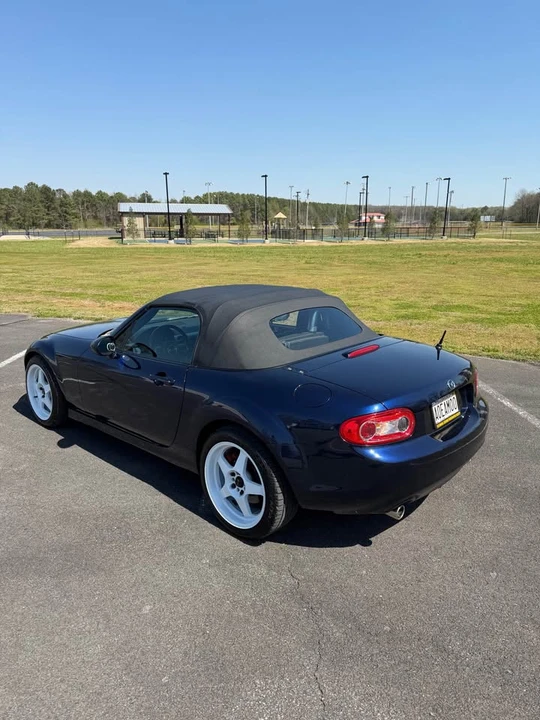 2011 Mazda NC MX-5 Miata - Image 2 of 10