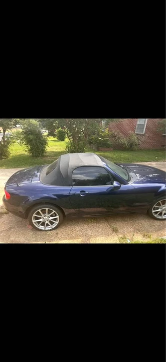 2011 Mazda NC MX-5 Miata - Image 2 of 3