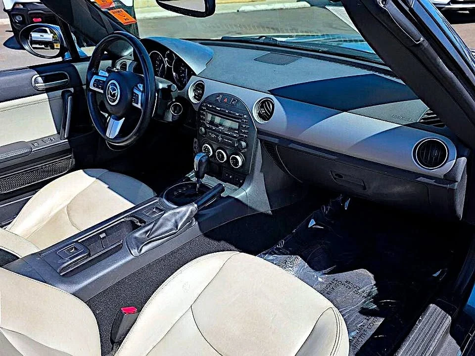 2011 Mazda NC MX-5 Miata - Image 8 of 20