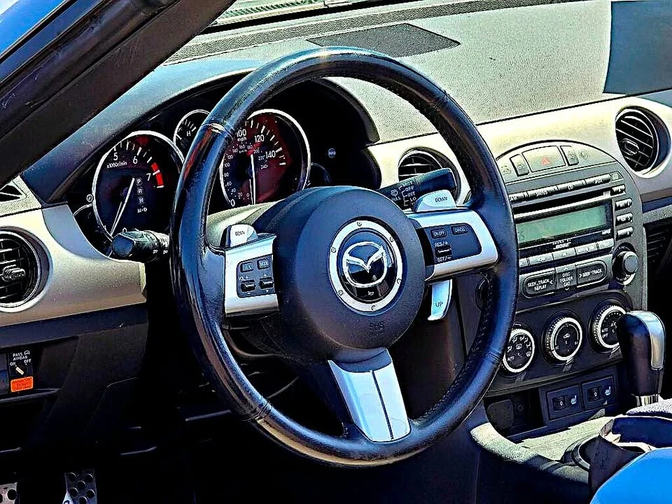2011 Mazda NC MX-5 Miata - Image 12 of 20