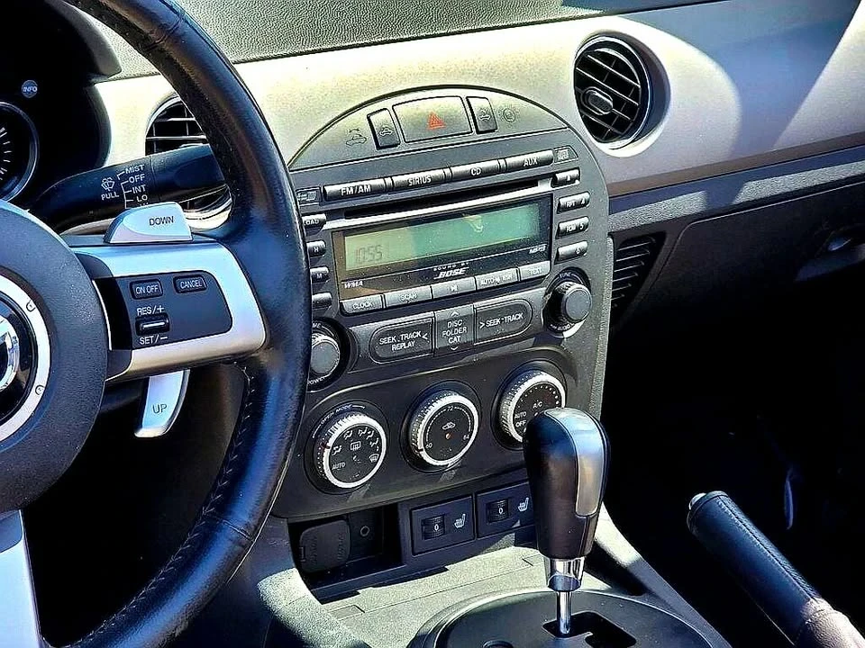 2011 Mazda NC MX-5 Miata - Image 14 of 20