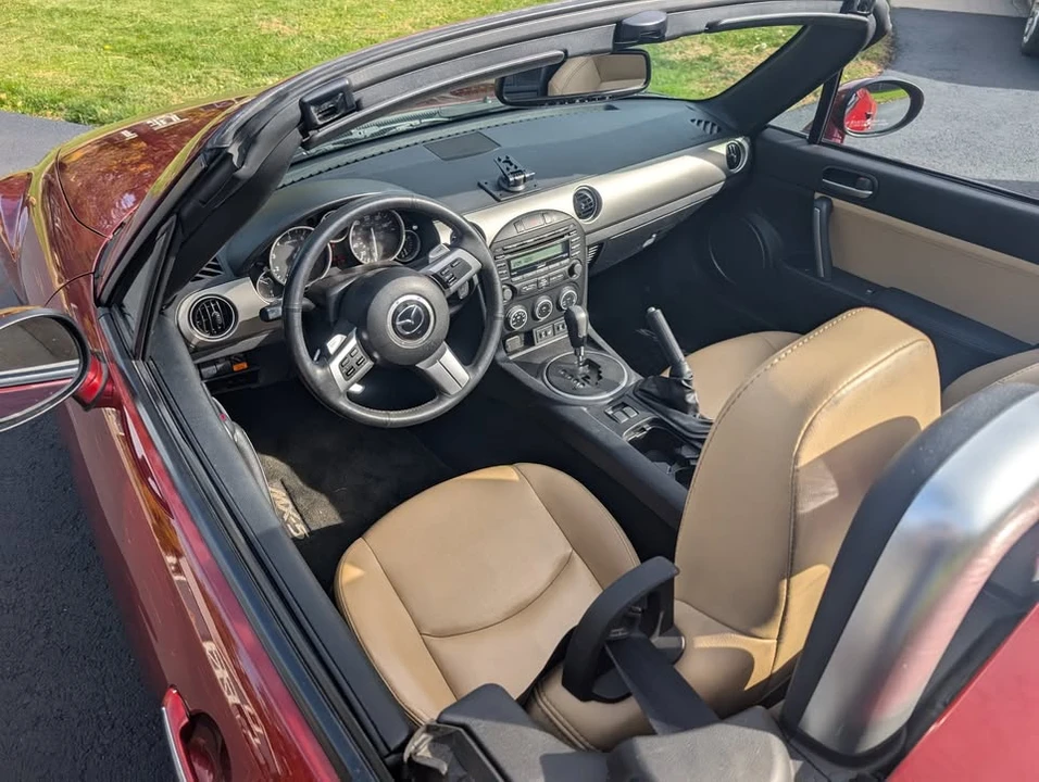 2011 Mazda NC MX-5 Miata - Image 3 of 7