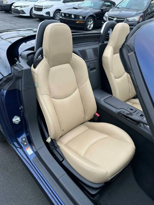 2011 Mazda NC MX-5 Miata - Image 16 of 20