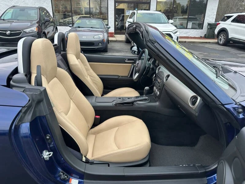 2011 Mazda NC MX-5 Miata - Image 15 of 20