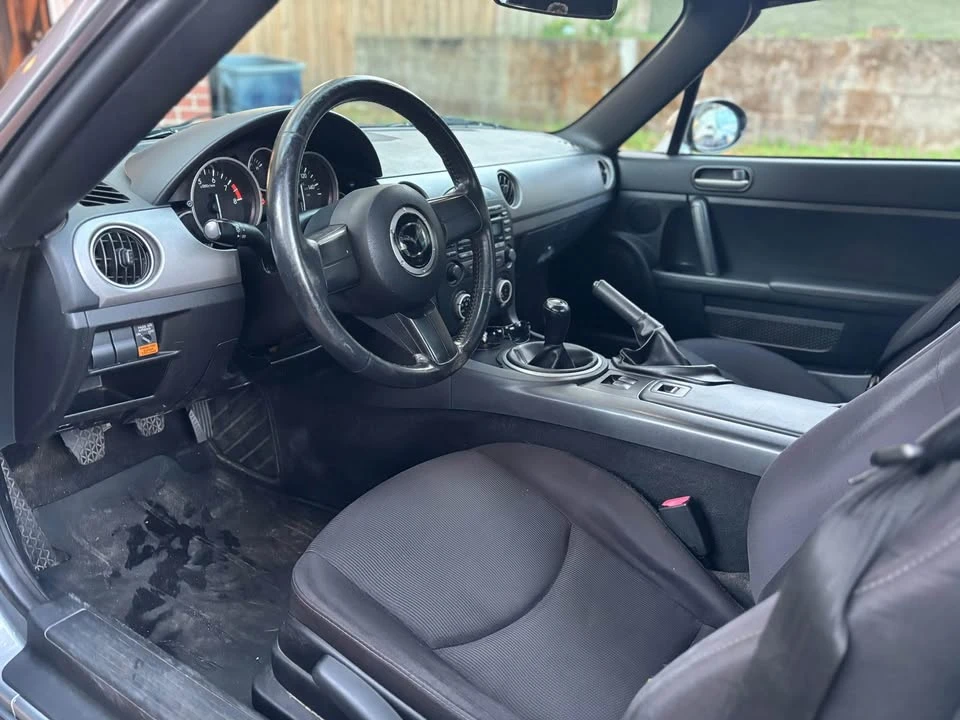 2011 Mazda NC MX-5 Miata - Image 6 of 7