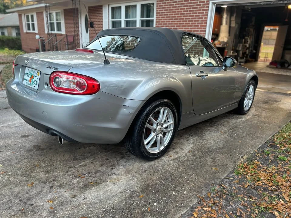 2011 Mazda NC MX-5 Miata - Image 4 of 7