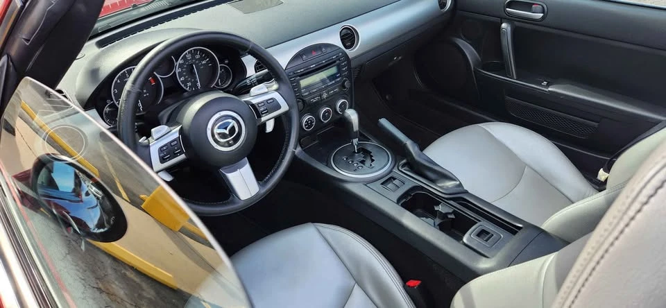 2011 Mazda NC MX-5 Miata - Image 5 of 7