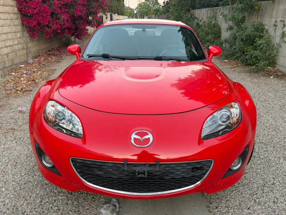 2011 Mazda NC MX-5 Miata - Image 12 of 13