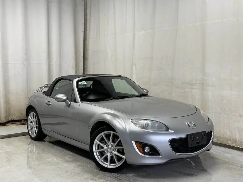 2011 Mazda NC MX-5 Miata - Image 5 of 6
