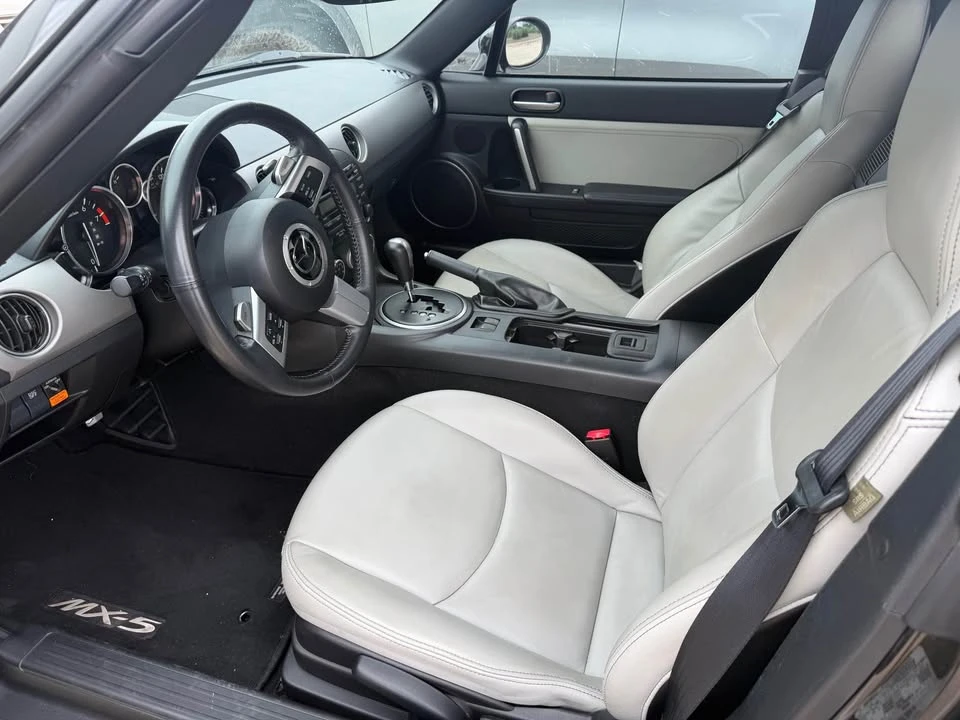 2011 Mazda NC MX-5 Miata - Image 4 of 8