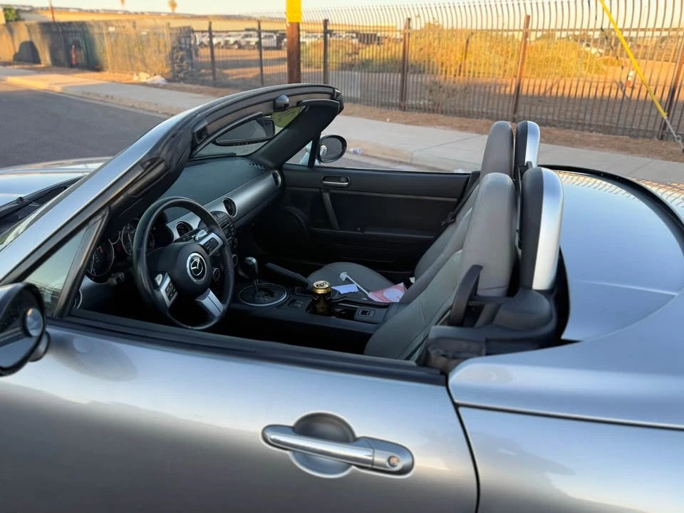 2011 Mazda NC MX-5 Miata - Image 4 of 13