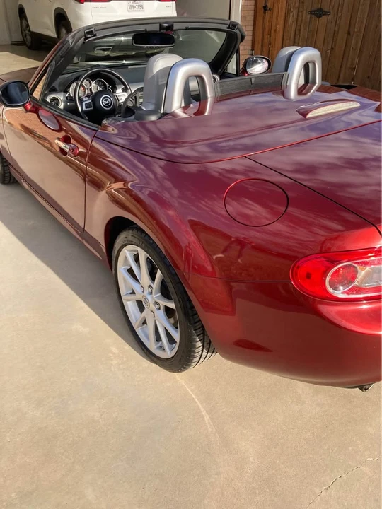 2011 Mazda NC MX-5 Miata - Image 4 of 5