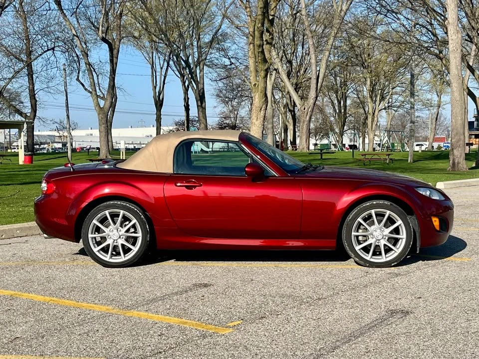 2011 Mazda NC MX-5 Miata - Image 12 of 17