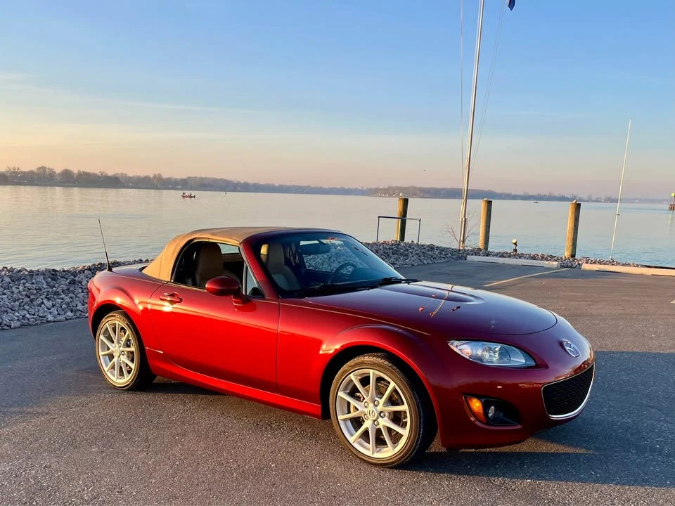 2011 Mazda NC MX-5 Miata - Image 16 of 17