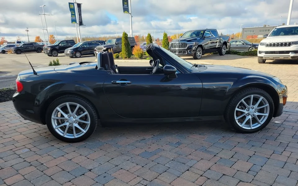 2011 Mazda NC MX-5 Miata - Image 19 of 20
