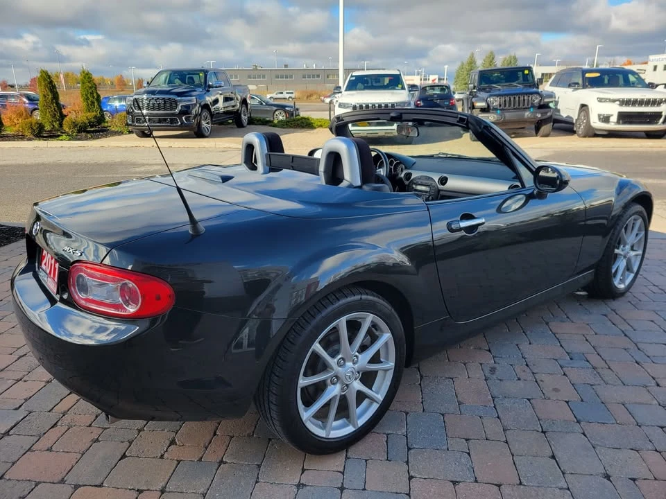 2011 Mazda NC MX-5 Miata - Image 18 of 20