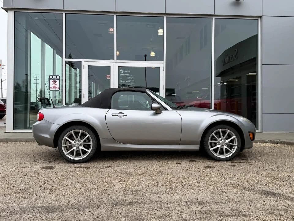 2011 Mazda NC MX-5 Miata - Image 6 of 12