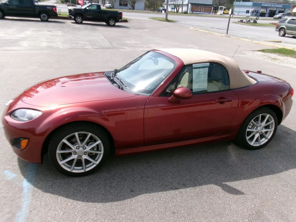 2011 Mazda NC MX-5 Miata - Image 13 of 16
