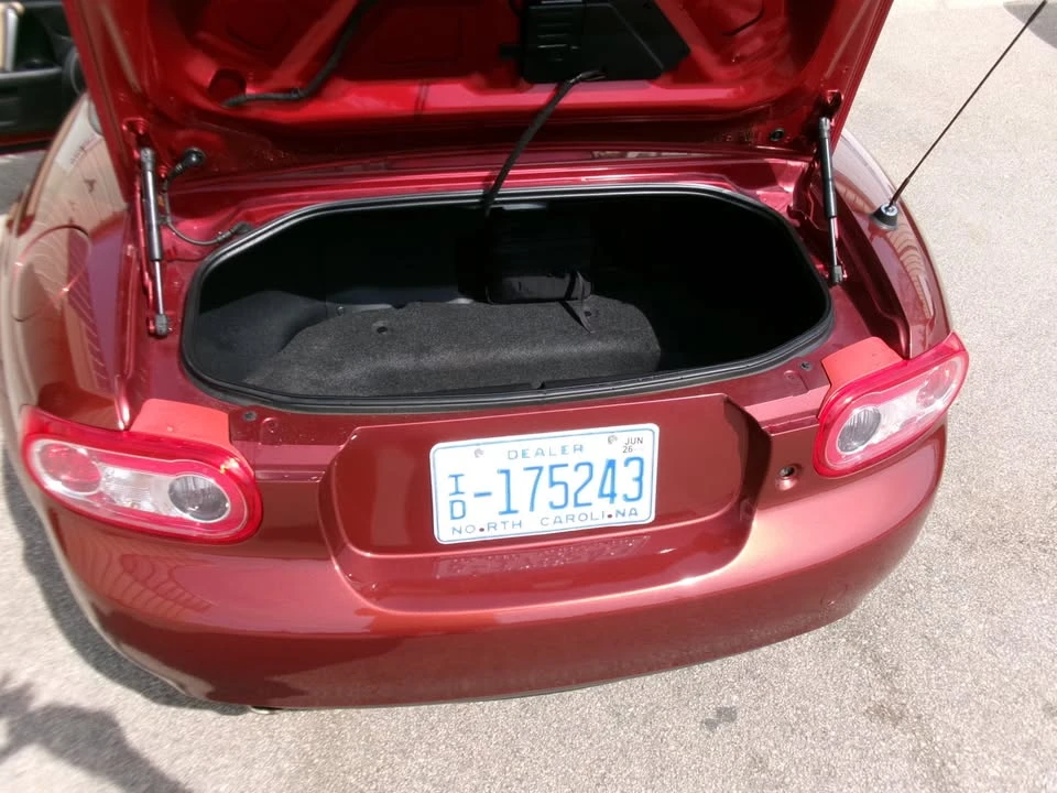2011 Mazda NC MX-5 Miata - Image 11 of 16