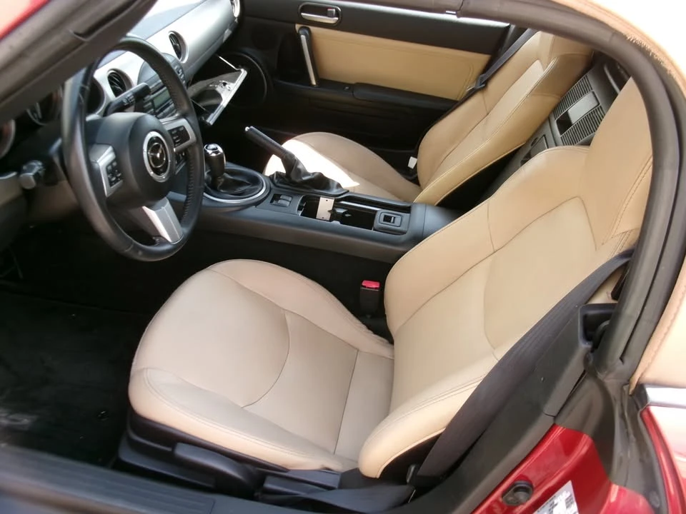 2011 Mazda NC MX-5 Miata - Image 10 of 16
