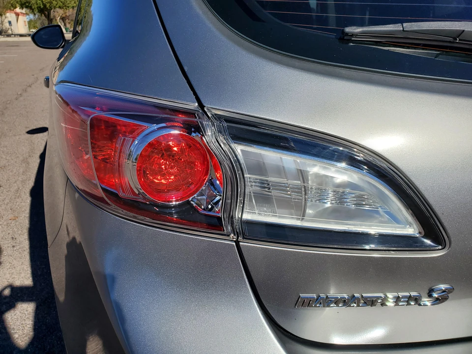 2011 Mazda Mazdaspeed 3 2nd Gen - Image 28 of 31