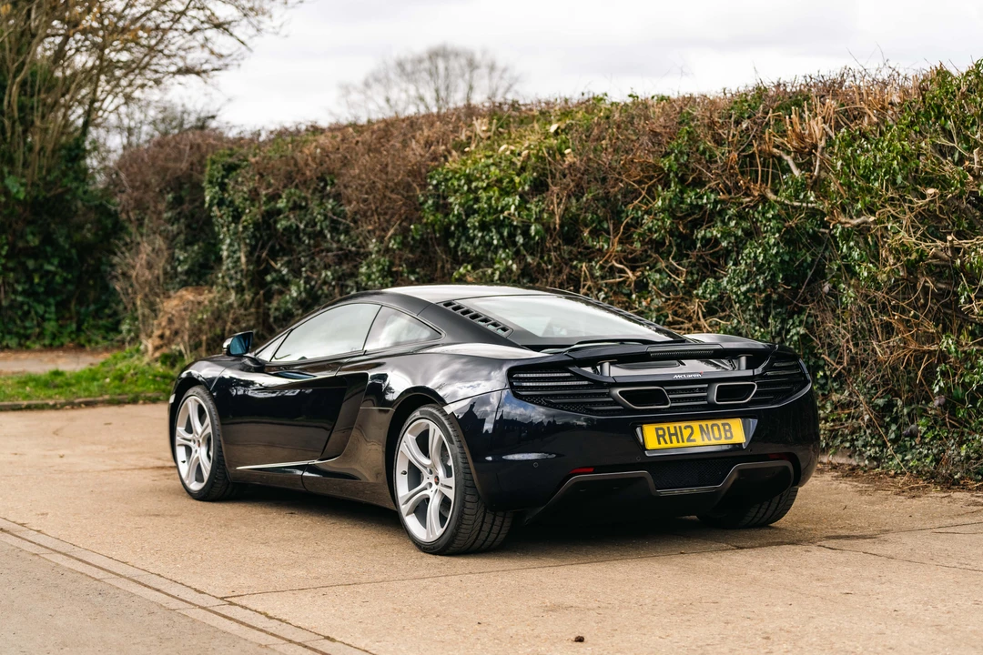2011 McLaren MP4-12C - Image 13 of 31