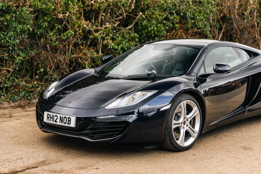 2011 McLaren MP4-12C - Image 19 of 31