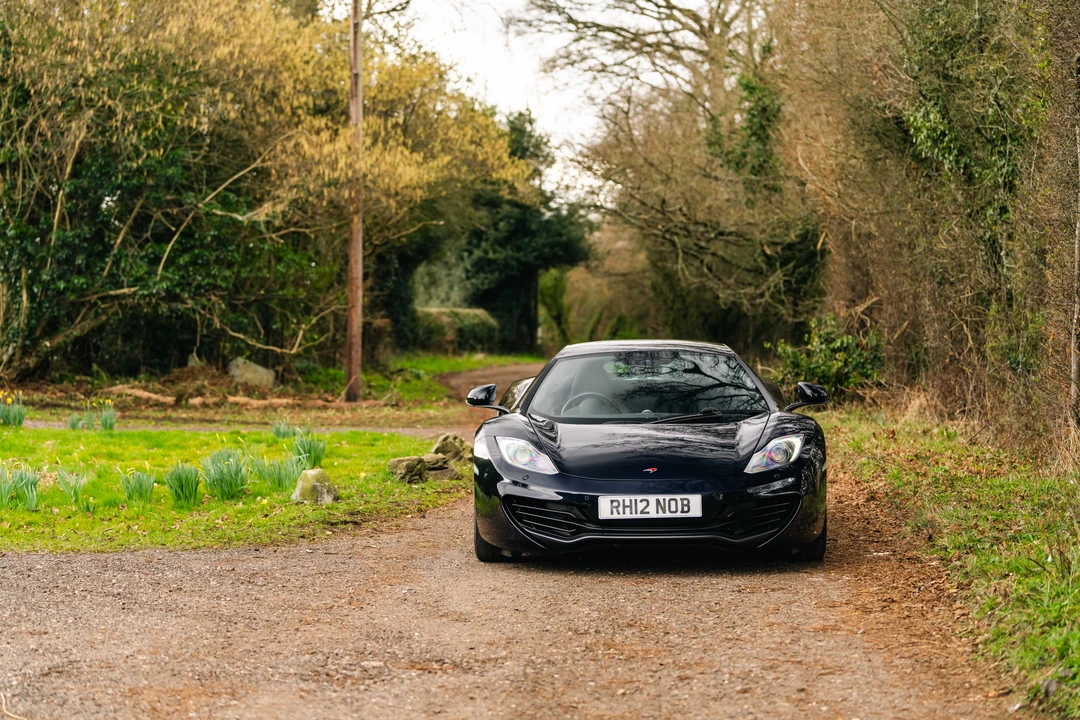 2011 McLaren MP4-12C - Image 17 of 31
