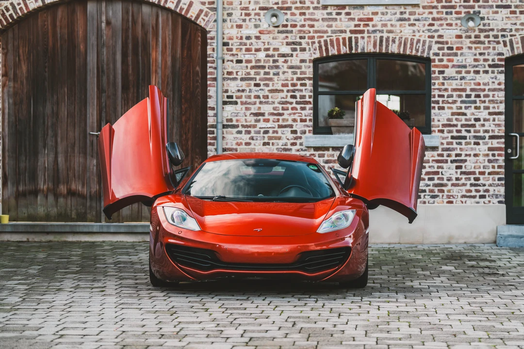 2011 McLaren MP4-12C - Image 20 of 31