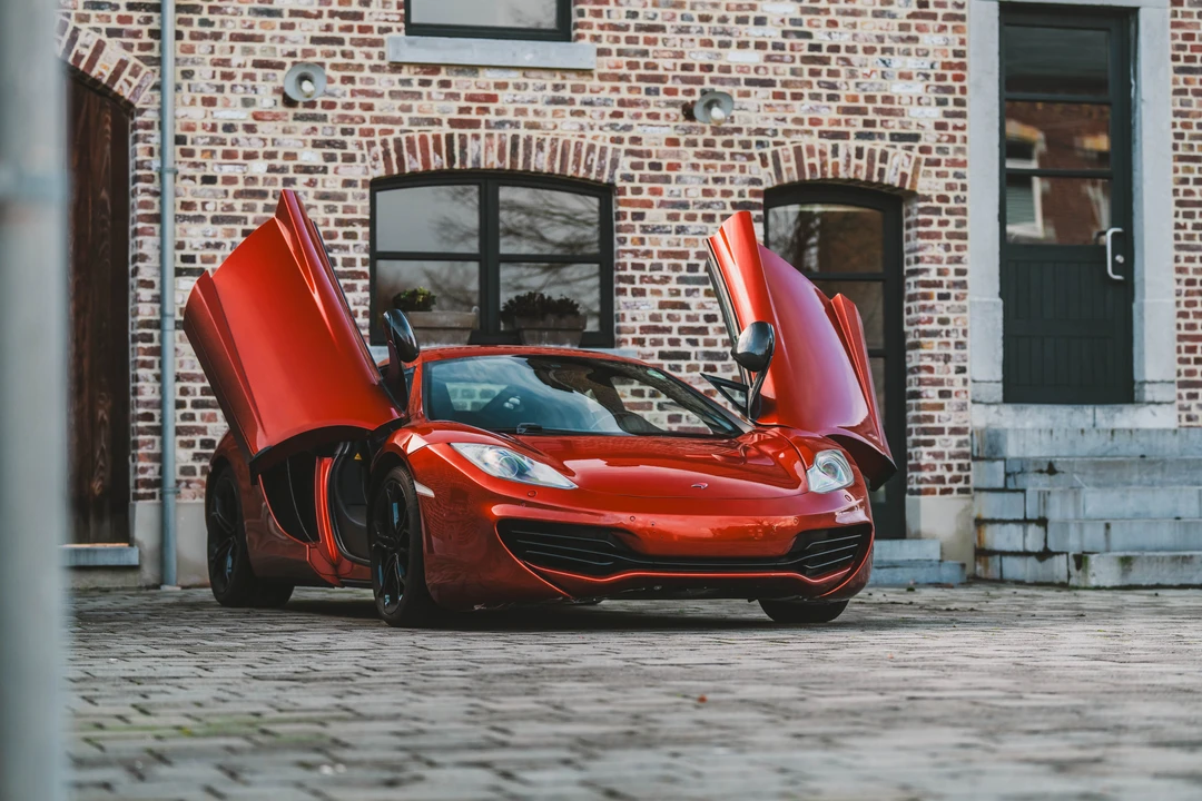 2011 McLaren MP4-12C - Image 21 of 31