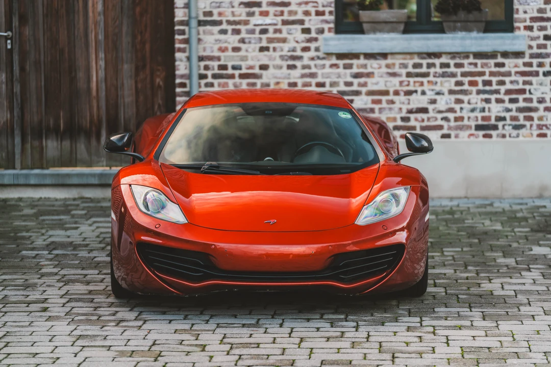 2011 McLaren MP4-12C - Image 19 of 31