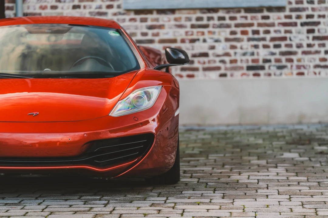 2011 McLaren MP4-12C - Image 24 of 31